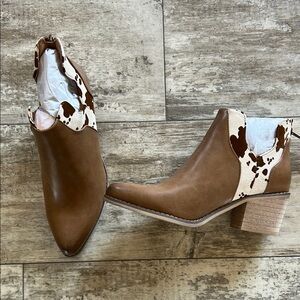 Natural Reflections Brown and White Ankle Boots